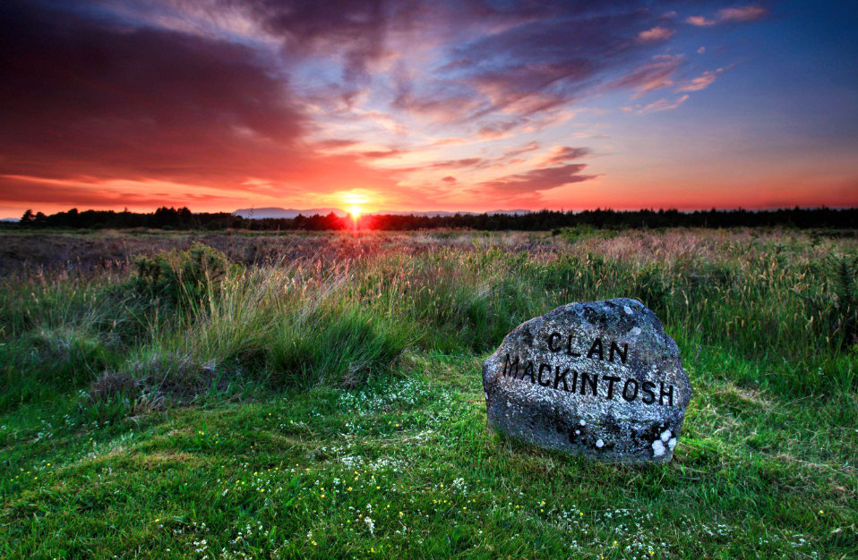 Mackintosh Memorla sur le Culloden Battlefield