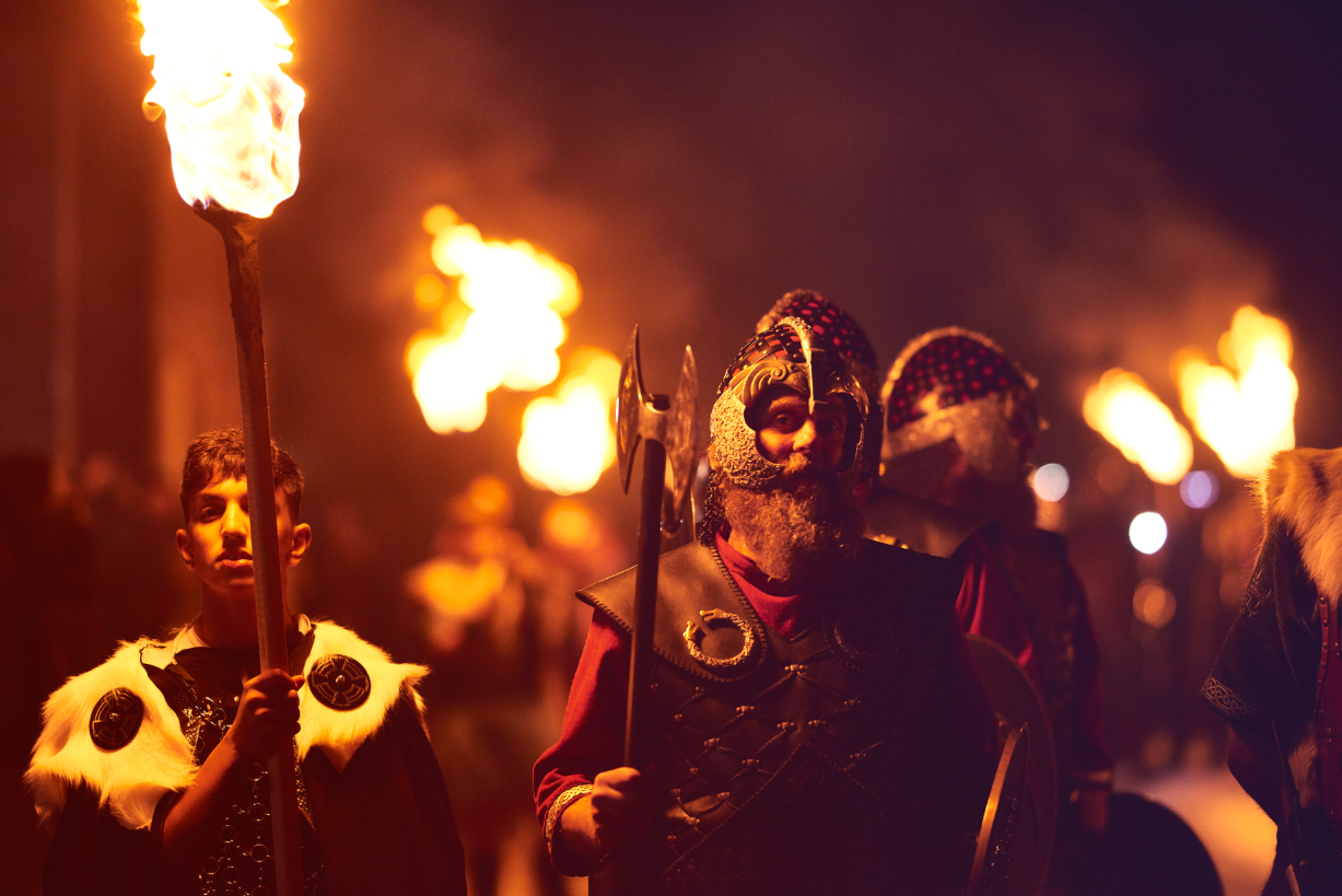 Festival de Up Helly Aa en Ecosse sur les Shetland