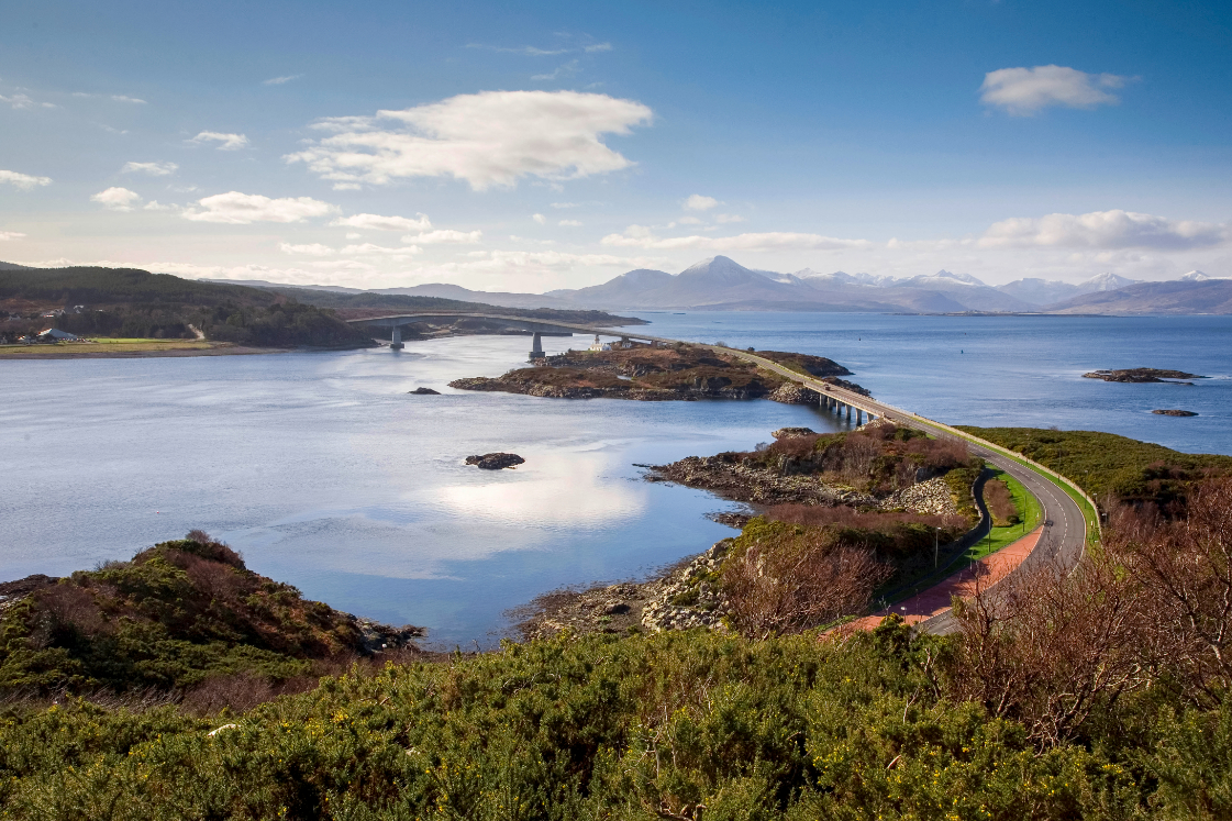 Le pont qui mène sur Skye