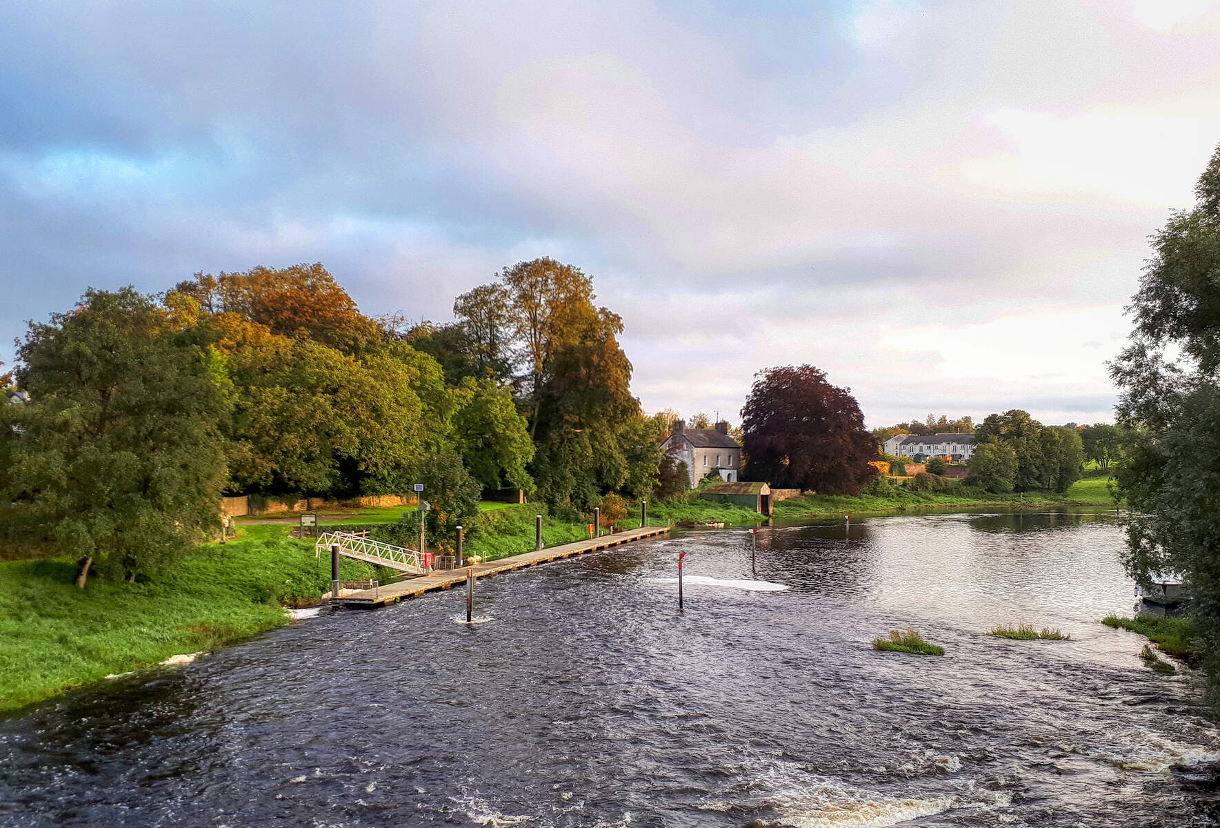 Rivière Erne à Belturbet, Cavan, Irlande