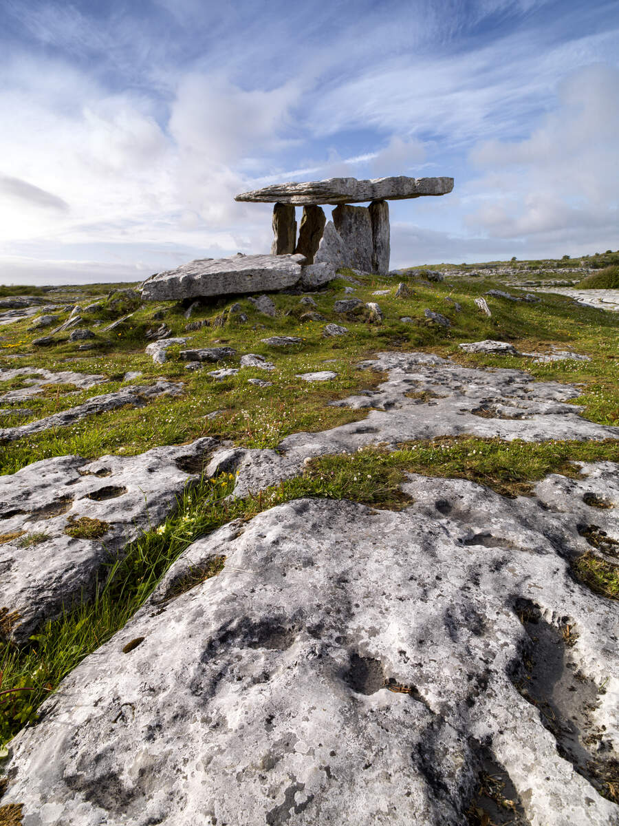 Dolmen de Poulnabrone en Irlande