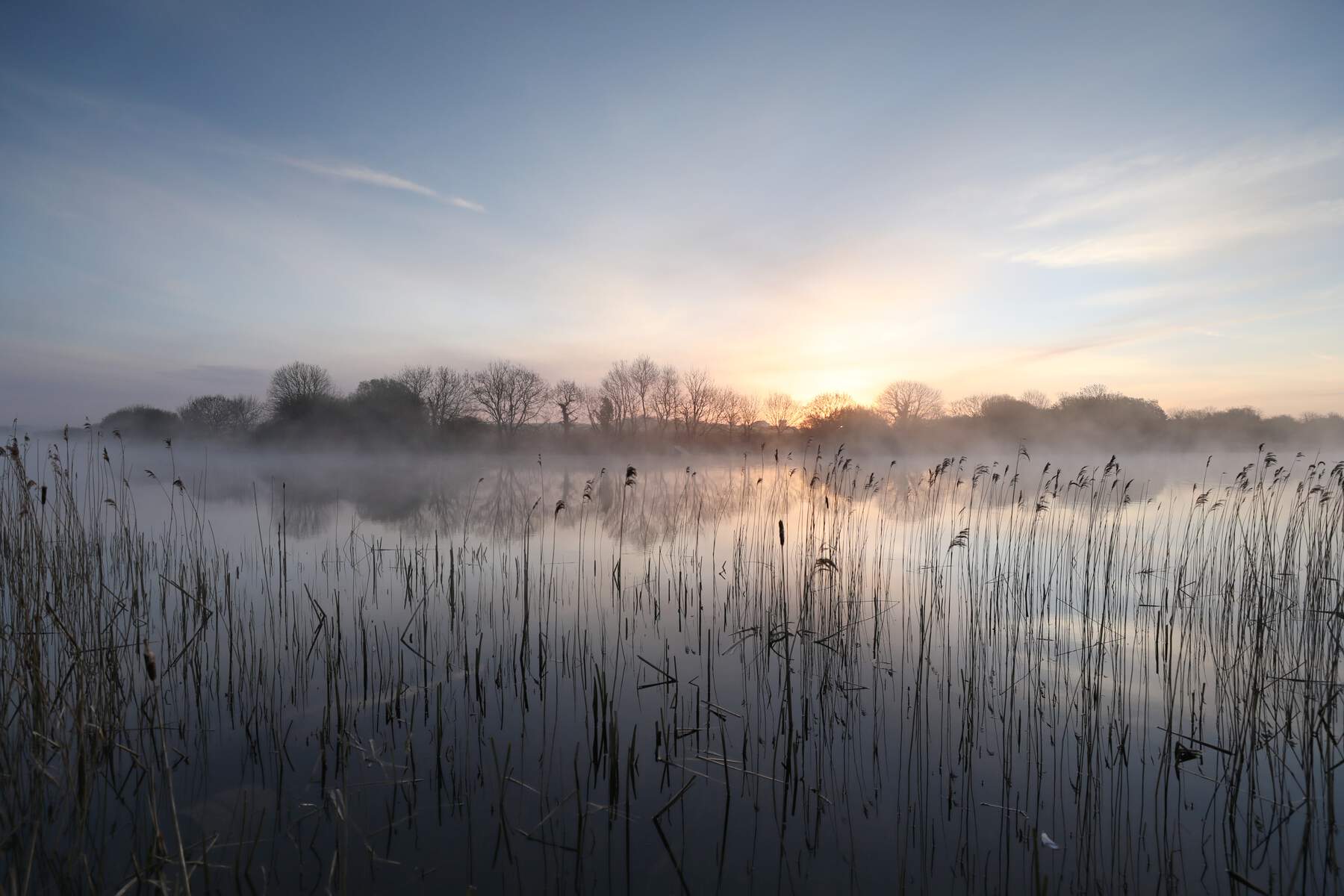 Le Lough Corrib de bon matin