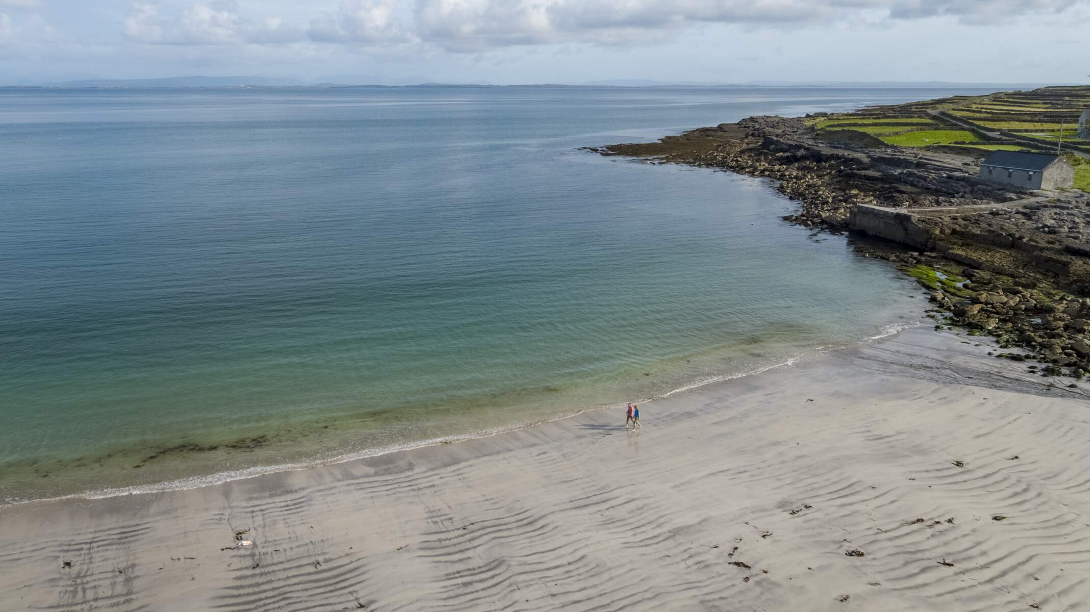 Plage sur Inishmore, îles Aran, Galway, Irlande