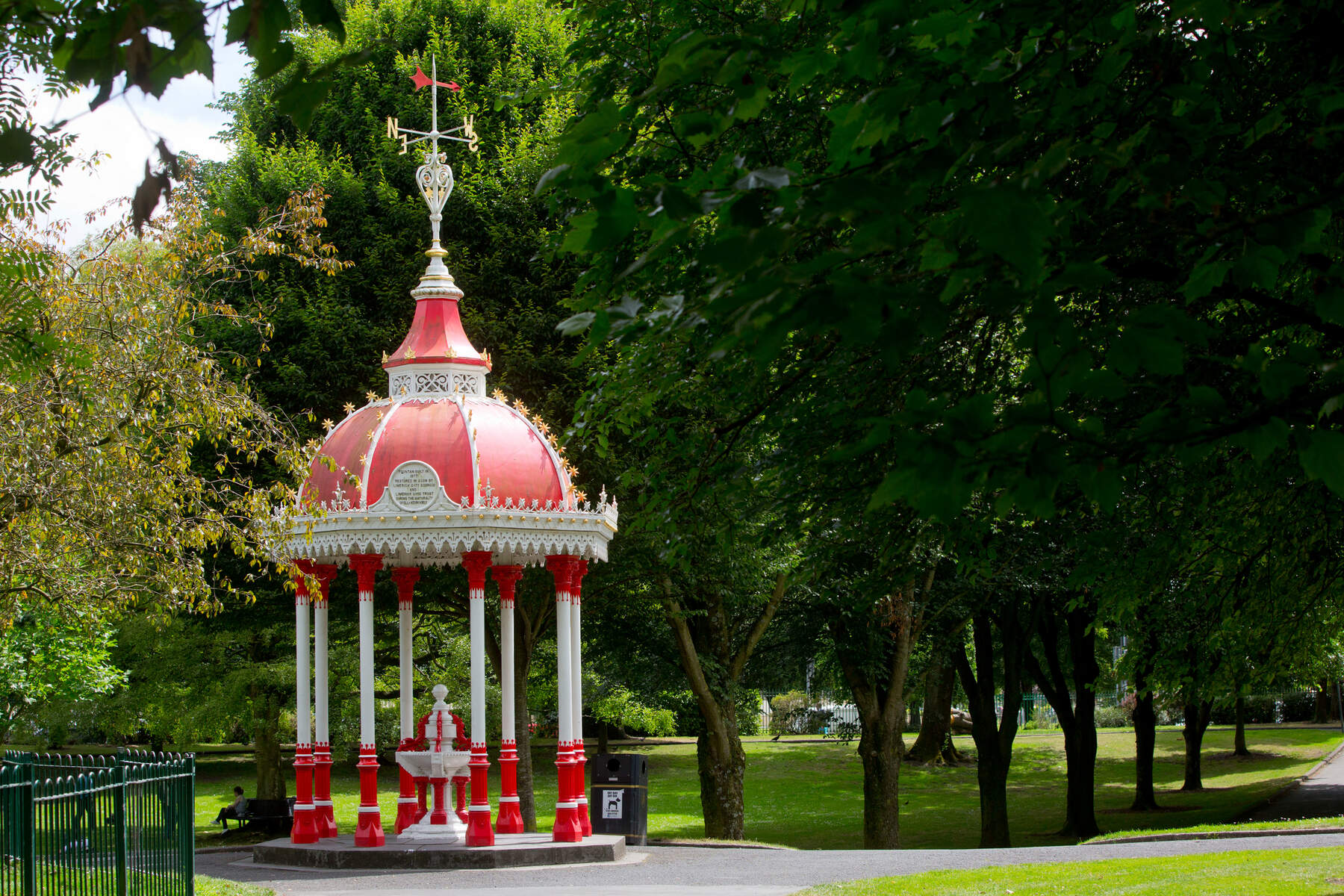 People's Park, Limerick en Irlande, Pery's Square