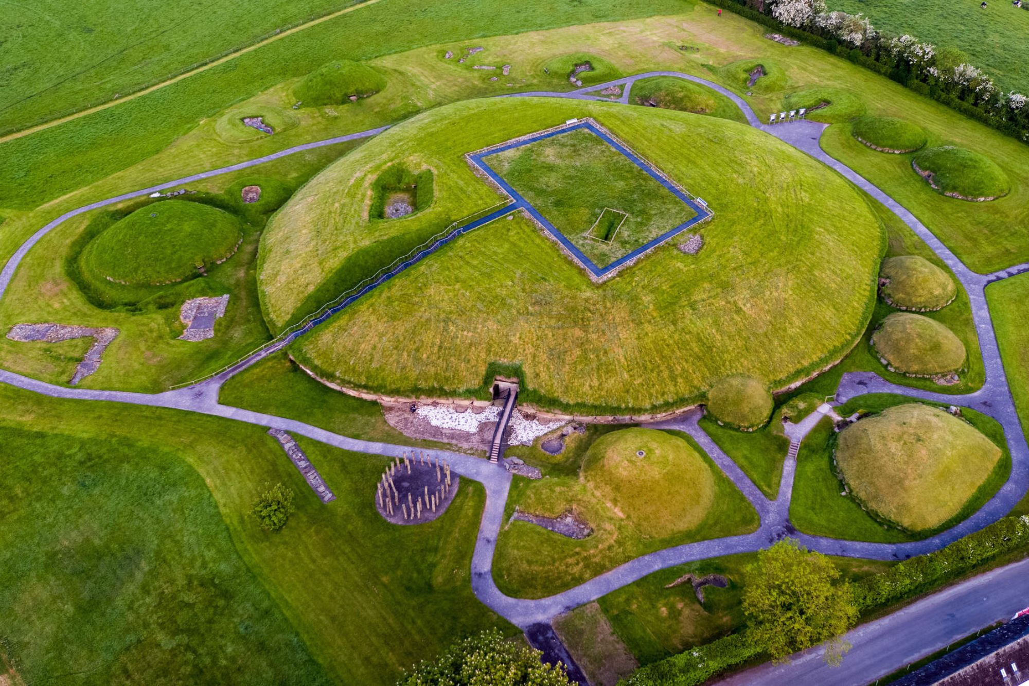 Knowth Cairn, Vallée de la Boyne, Meath, Irlande Ancestrale