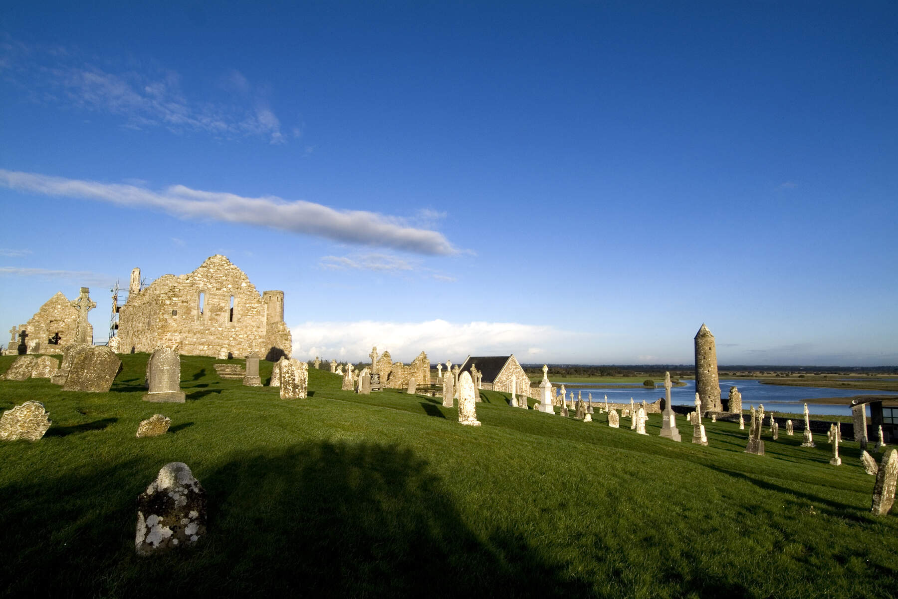 Clonmacnoise en Irlande