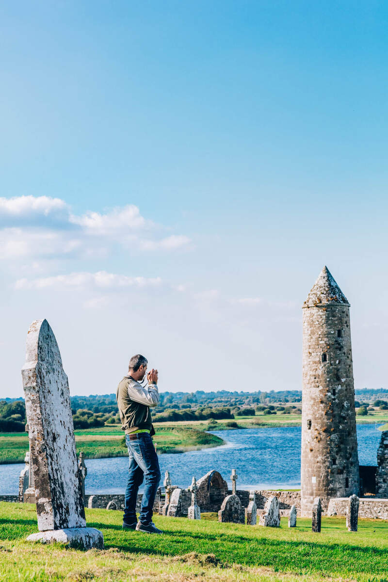 Clonmacnoise en Irlande