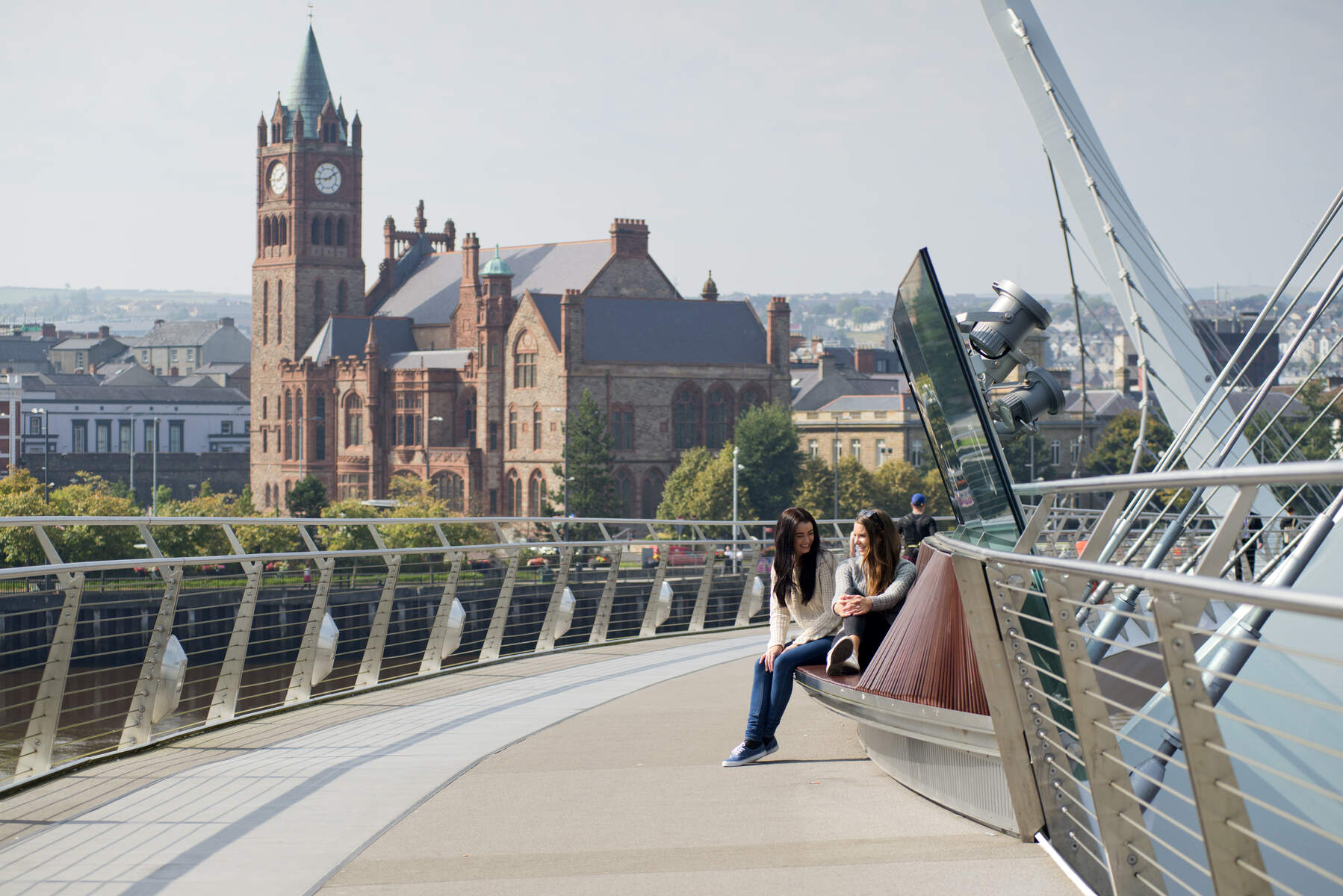 Pont de la paix et Guilde de Derry, Irlande du Nord